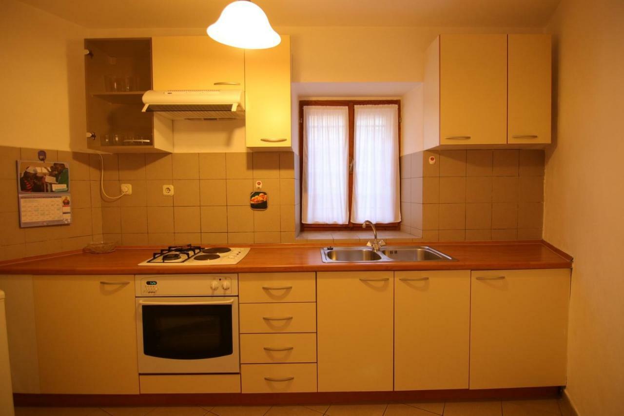 Apartament App With A Lovely Patio Mali Lošinj Zewnętrze zdjęcie